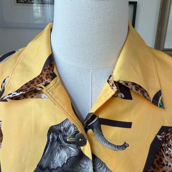 Dana Buchman 100% Silk Safari Blouse Elephant Alphabet Parrot Cheetah Yellow 8 - Picture 4 of 5